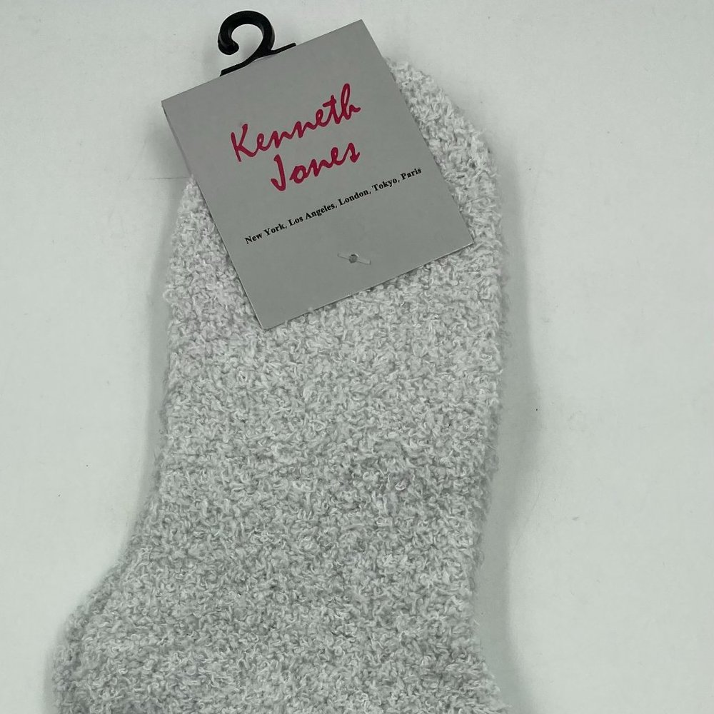 KENNETH JONES Women's Crew Socks Soft Fuzzy Slipper Style Size 9-11 1 Pair GRAY